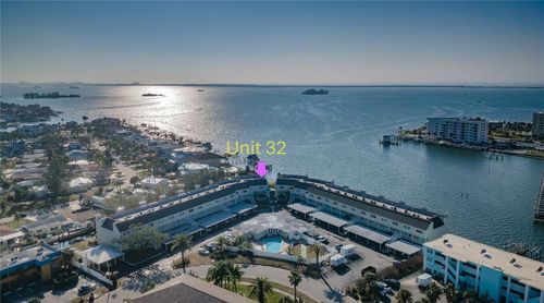 32-433 S Paula Dr, Dunedin, FL, 34698-2047 | Card Image