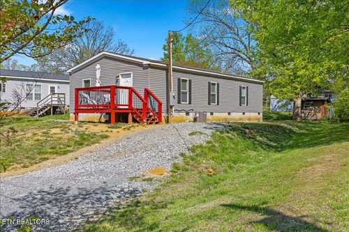 610 Jackson Ave, Etowah, TN, 37331-1645 | Card Image