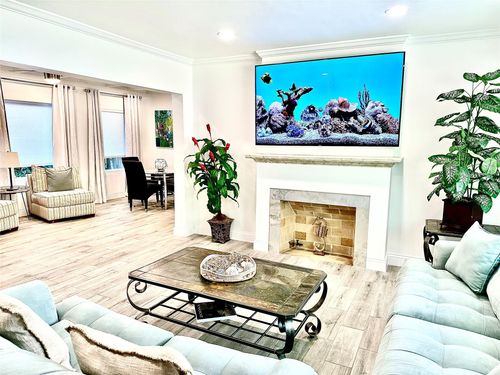 1742 Ne 7th St, Fort Lauderdale, FL, 33304-3470 | Card Image