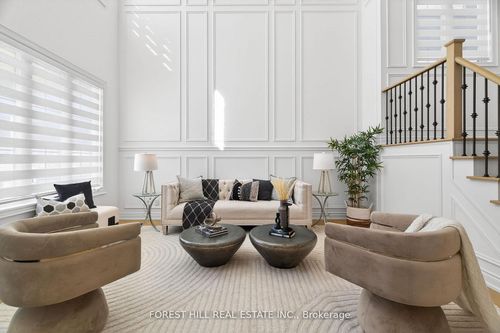 749 Via Romano Blvd, Maple, ON, L6A0G4 | Card Image