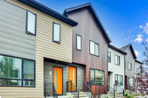 318 Redstone Cres Ne, Calgary, AB, T3N1M4 | Card Image