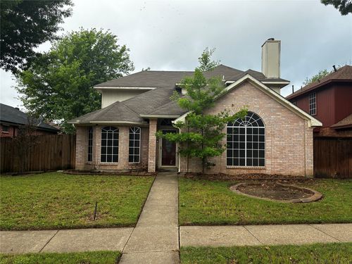 1623 Summers Dr, Cedar Hill, TX, 75104-4919 | Card Image