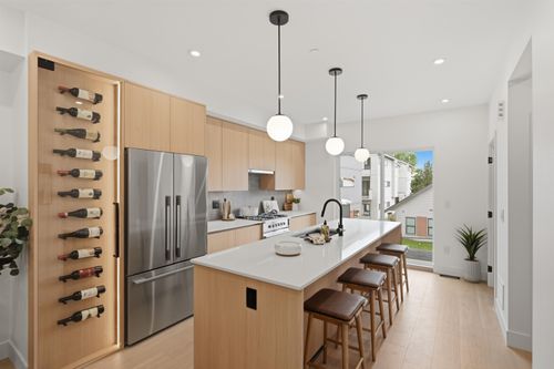 35-4732 60b St, Delta, BC, V4K3L1 | Card Image
