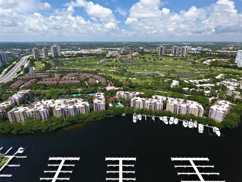 6504-19655 E Country Club Dr, Aventura, FL, 33180-4803 | Card Image