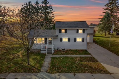 220 Wesley St, Reading, MI, 49274-9571 | Card Image