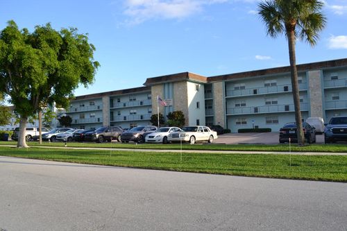 303-124 Shore Ct, North Palm Beach, FL, 33408-5503 | Card Image