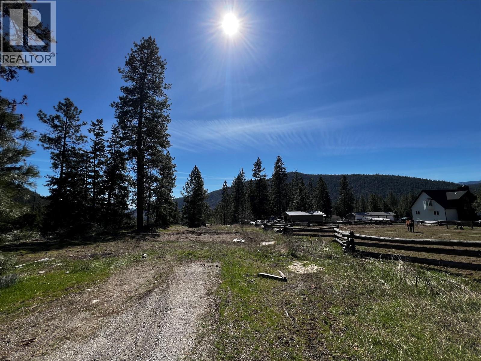 Land in Peachland 4
