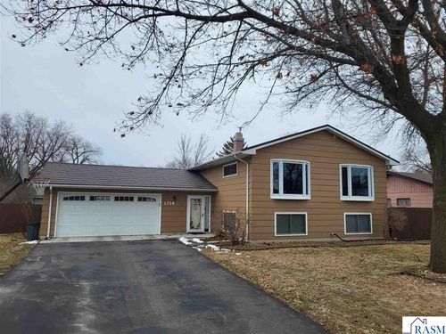 1714 Hodgson Rd, North Mankato, MN, 56003-1927 | Card Image