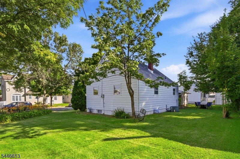 Residential in Clifton City
