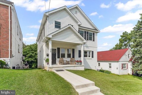 229 W 9th Ave, CONSHOHOCKEN, PA, 19428-1407 | Card Image