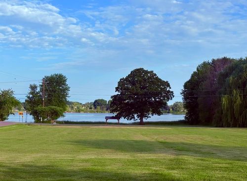 563 Bridge Rd, North Hero, VT, 05474-9598 | Card Image