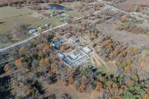 24960 Mcclurg Dr, Lebanon, MO, 65536-4923 | Card Image