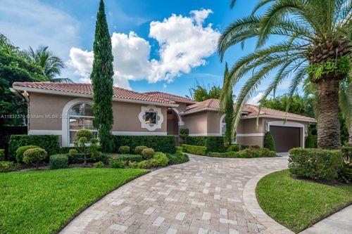 2535 Golf View Dr, Weston, FL, 33327-1401 | Card Image