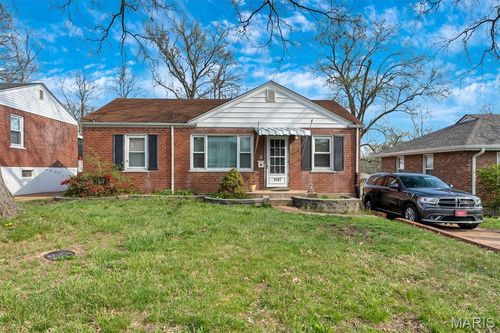 9107 Harold Dr, Berkeley, MO, 63134-3546 | Card Image