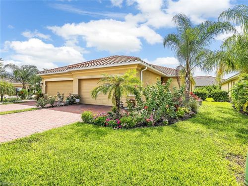 1637 Alameda Dr, Naples, FL, 34120-5703 | Card Image