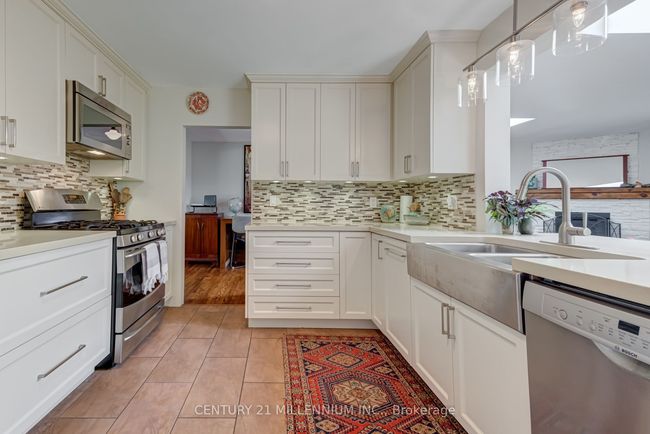 52 Greystone Cres, House other with 4 bedrooms, 2 bathrooms and 2 parking in Brampton ON | Image 15