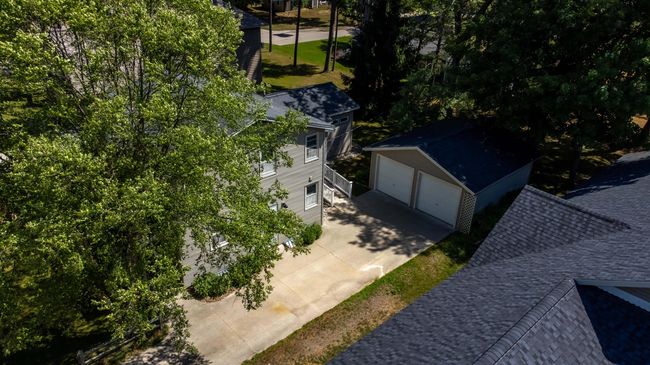 368 N Hancock St, House other with 4 bedrooms, 3 bathrooms and null parking in Pentwater MI | Image 6