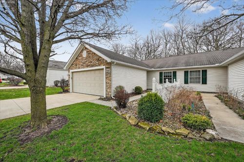 340 Lighthouse Oval, Marblehead, OH, 43440-2906 | Card Image