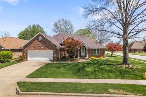 4636 S Parkhill Ave, Springfield, MO, 65810-2296 | Card Image