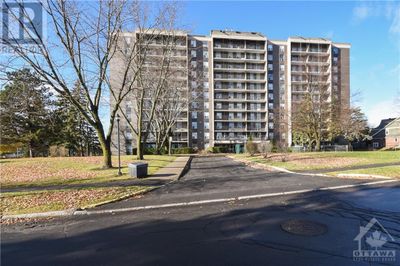 305 - 2400 Virginia Dr, Condo with 3 bedrooms, 2 bathrooms and 1 parking in Ottawa ON | Image 2