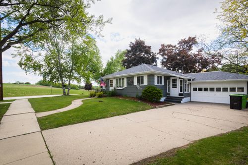 525 Janssen Ave, MAYVILLE, WI, 53050 | Card Image