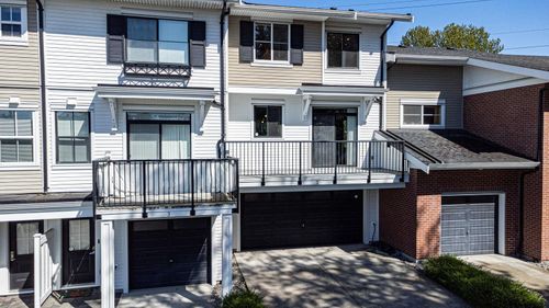 2-10735 84 Ave, Delta, BC, V4C0C7 | Card Image