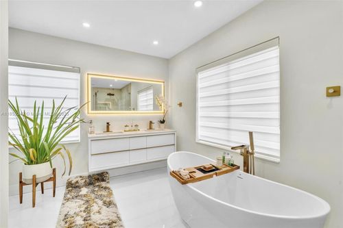 1402 Fletcher St, Hollywood, FL, 33020-6509 | Card Image