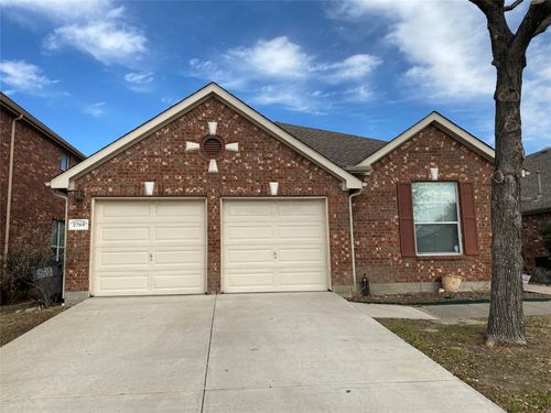 2769 Sunlight Dr, Little Elm, TX, 75068-7615 | Card Image