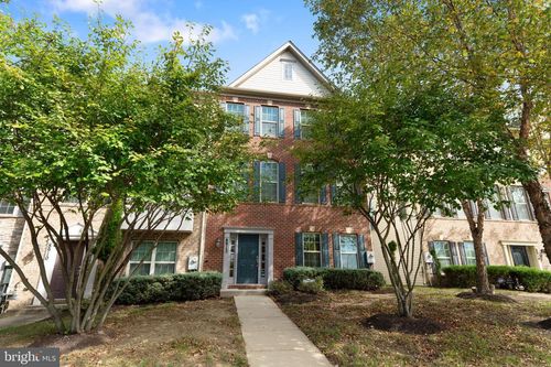 8912 Tower Pl, LANHAM, MD, 20706-1674 | Card Image