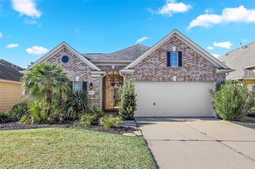 5026 Gulf Stream Ln, Bacliff, TX, 77518-2092 | Card Image
