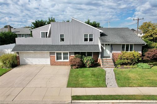 2 Biarritz St, Lido Beach, NY, 11561-5102 | Card Image
