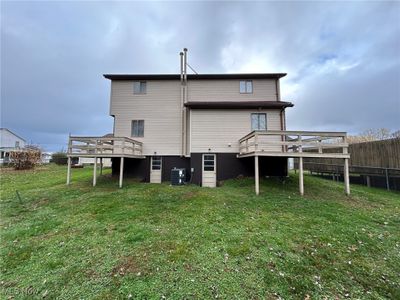 906 17th Street, Home with 4 bedrooms, 2 bathrooms and null parking in Vienna WV | Image 3