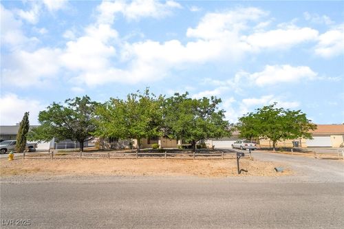2230 Wagon Ave, Pahrump, NV, 89048-5784 | Card Image