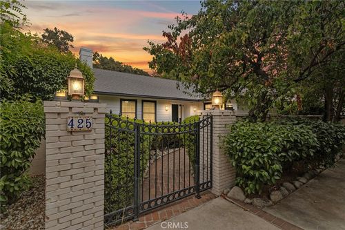 425 E Baseline Rd, Claremont, CA, 91711-2137 | Card Image