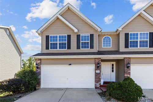 3524 Candlebrook Ct, Florissant, MO, 63034-2587 | Card Image
