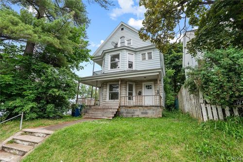 712 Oak St, Syracuse, NY, 13203-3278 | Card Image