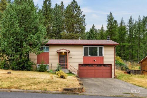 723 E F St, Moscow, ID, 83843-9245 | Card Image