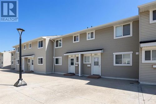 208-600 Signal Rd, Fort Mcmurray, AB, T9H3Z4 | Card Image