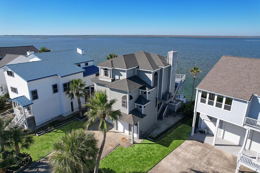 Isles End Rd, Galveston, TX 77554