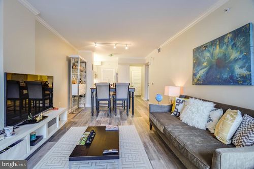 apt-837-631 D St Nw, WASHINGTON, DC, 20004-2943 | Card Image