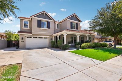 3653 E Comstock Drive, House other with 5 bedrooms, 4 bathrooms and null parking in Gilbert AZ | Image 2