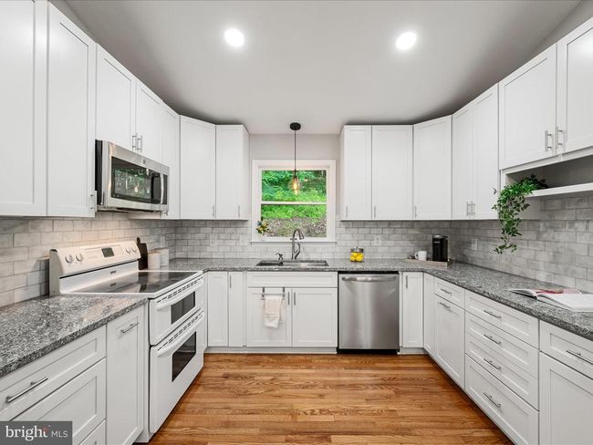 181 High Knob Ct, House other with 3 bedrooms, 3 bathrooms and null parking in FRONT ROYAL VA | Image 9