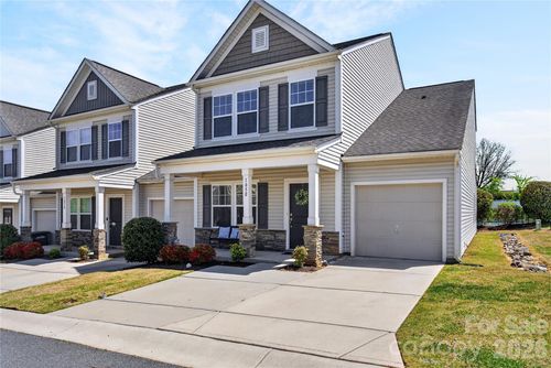 e-105 Brookshire Ln, Statesville, NC, 28677-9070 | Card Image