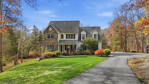 15 Ike Williams Rd, Newton, NJ, 07860-6457 | Card Image