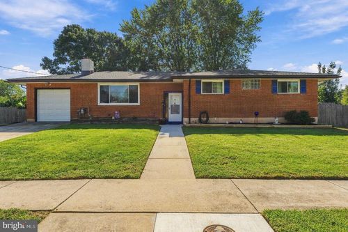 15 Plasket Ave, Salem, NJ, 08079-1626 | Card Image