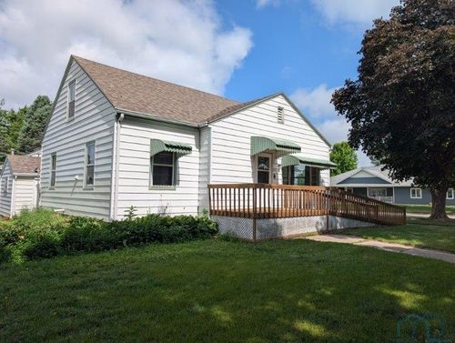 210 N Elm St, Marcus, IA, 51035-7772 | Card Image