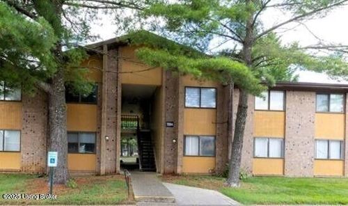 apt-81-7084 Wildwood Cir, Louisville, KY, 40291-1777 | Card Image
