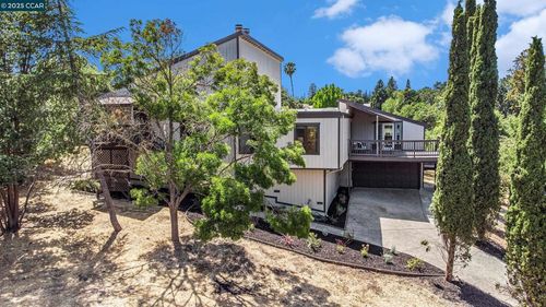 122 High St, Martinez, CA, 94553 | Card Image
