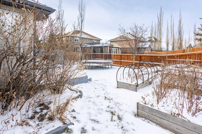 126 Strathridge Close Sw, Home with 7 bedrooms, 3 bathrooms and 4 parking in Calgary AB | Image 36