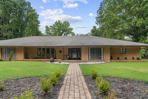 911 Prospect Ave, Hot Springs, AR, 71901-4915 | Card Image